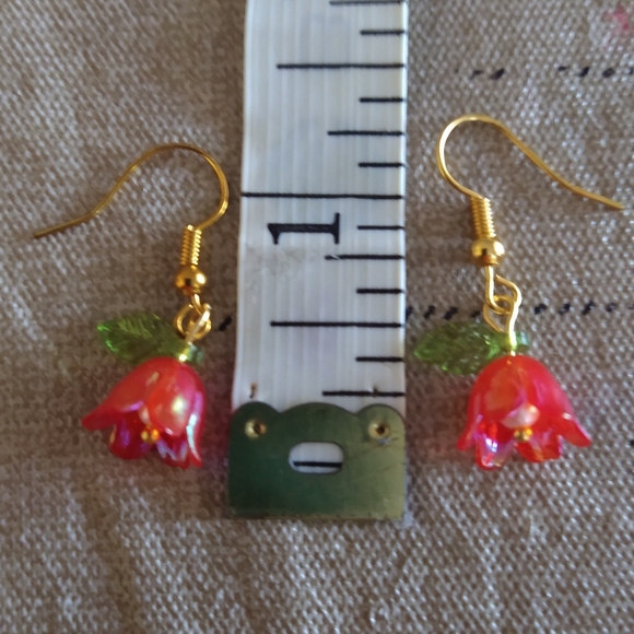 Floral Pink and Green Earrings - Picture 5 of 7